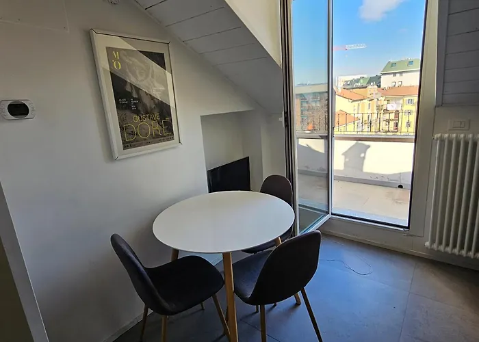 Romantic View Apartment